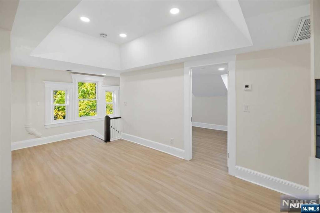 101 Southern Parkway 2