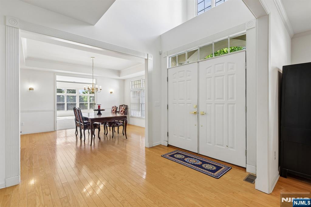 8 Pring Court