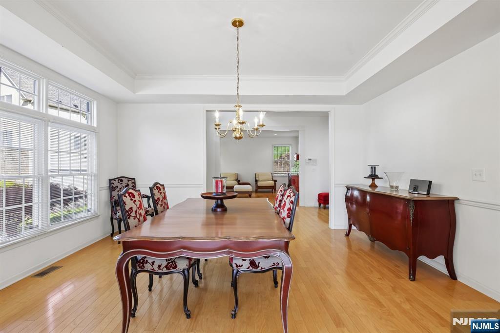 8 Pring Court