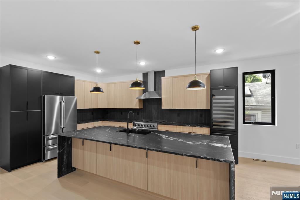 Homes for Sale in Northern NJ | ThisIsRiverEdge.com 704 Chestnut Street B