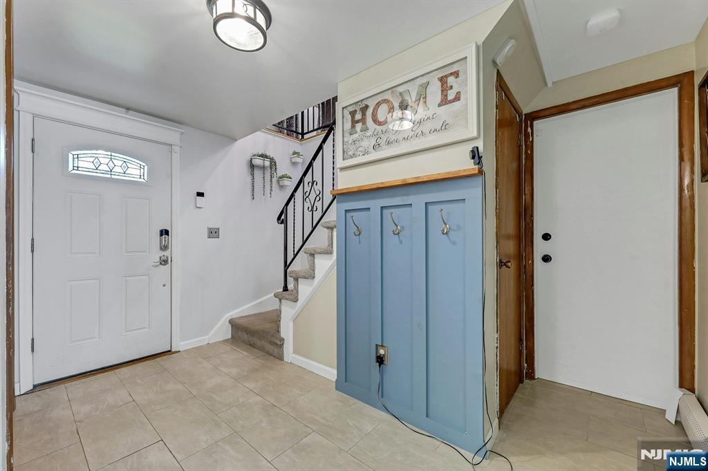 Homes for Sale in Northern NJ | ThisIsRiverEdge.com 33 Van Buren Avenue