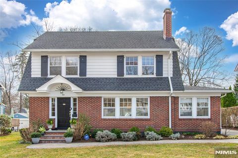 30 Wellesley Road Montclair NJ 07043