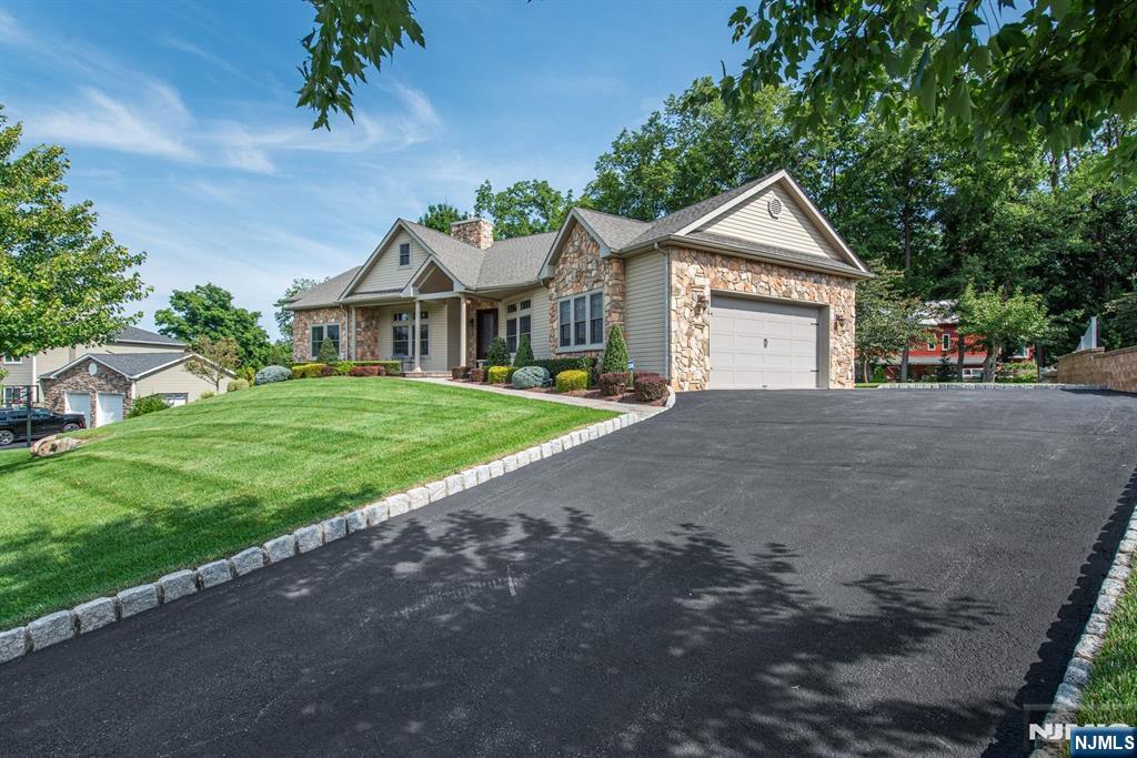 7 Dehart Court