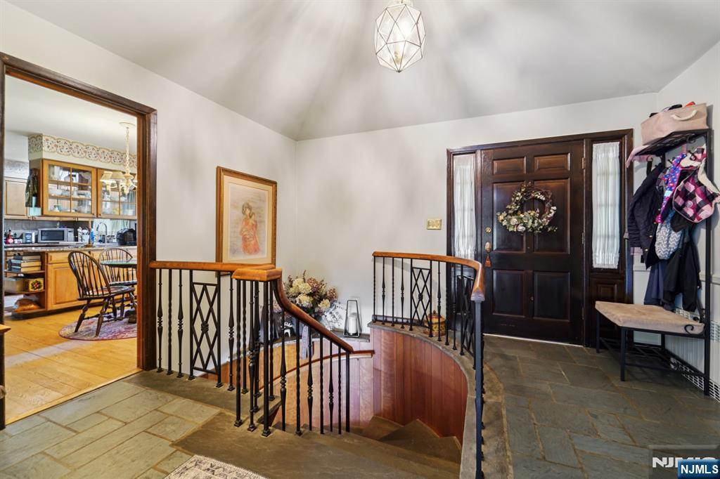 775 Colonial Road