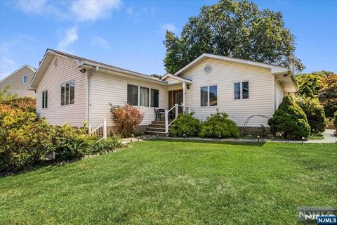 19 Borrego Drive Woodland Park NJ 07424