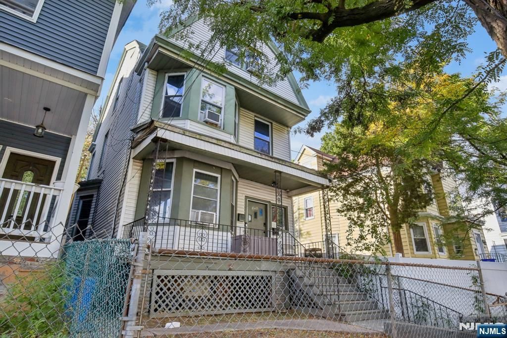 Photo of 847 14th Street, Newark, NJ 07108 (MLS # 25036576)