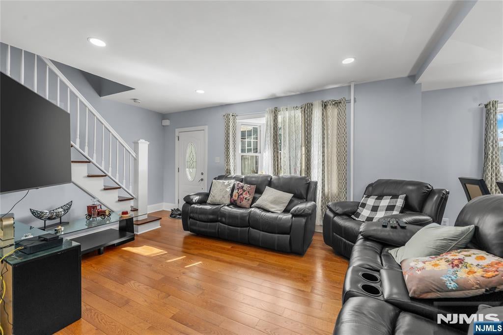 42 Arlington Boulevard