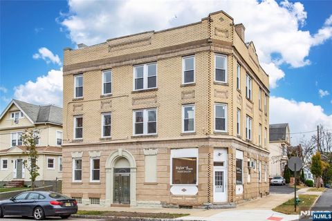 129 Maple Avenue Montclair NJ 07042