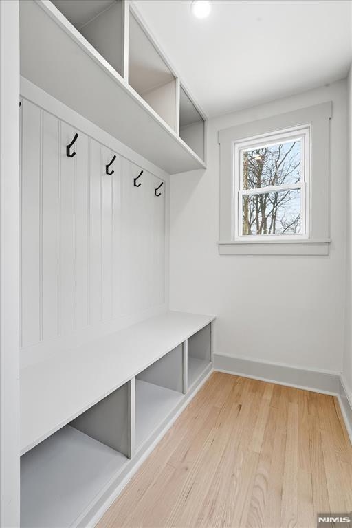 1096 Margaret Street