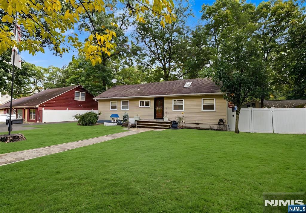 37 Maxim Drive