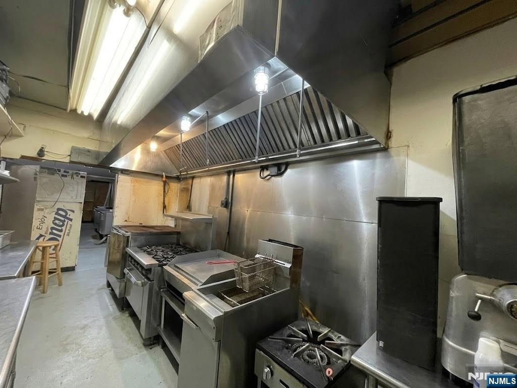 22 Washington Street A