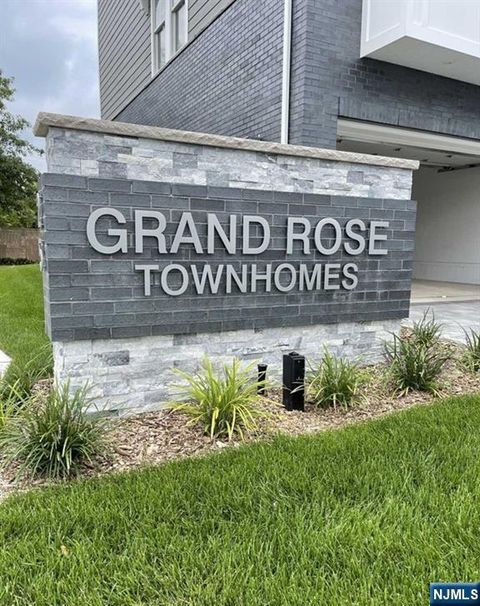 Photo of 25 Division Street #403, Cresskill, NJ 07626 (MLS # 25036879)