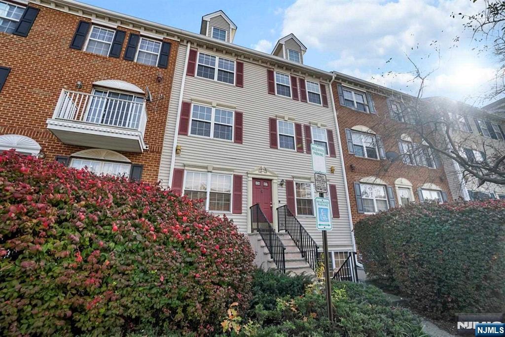 100 Callahan Court