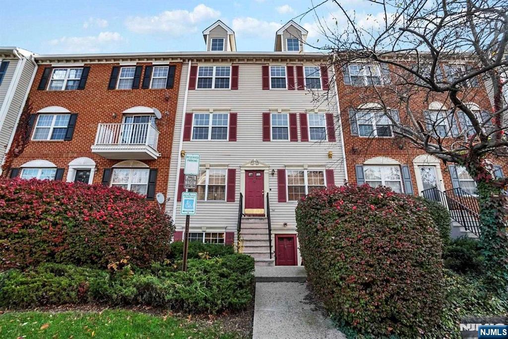 100 Callahan Court