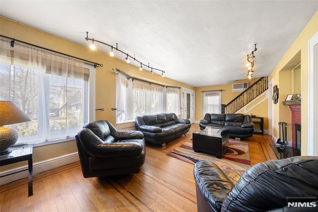 Photo of 185 Larch Avenue, Teaneck, NJ 07666 (MLS # 26002363)