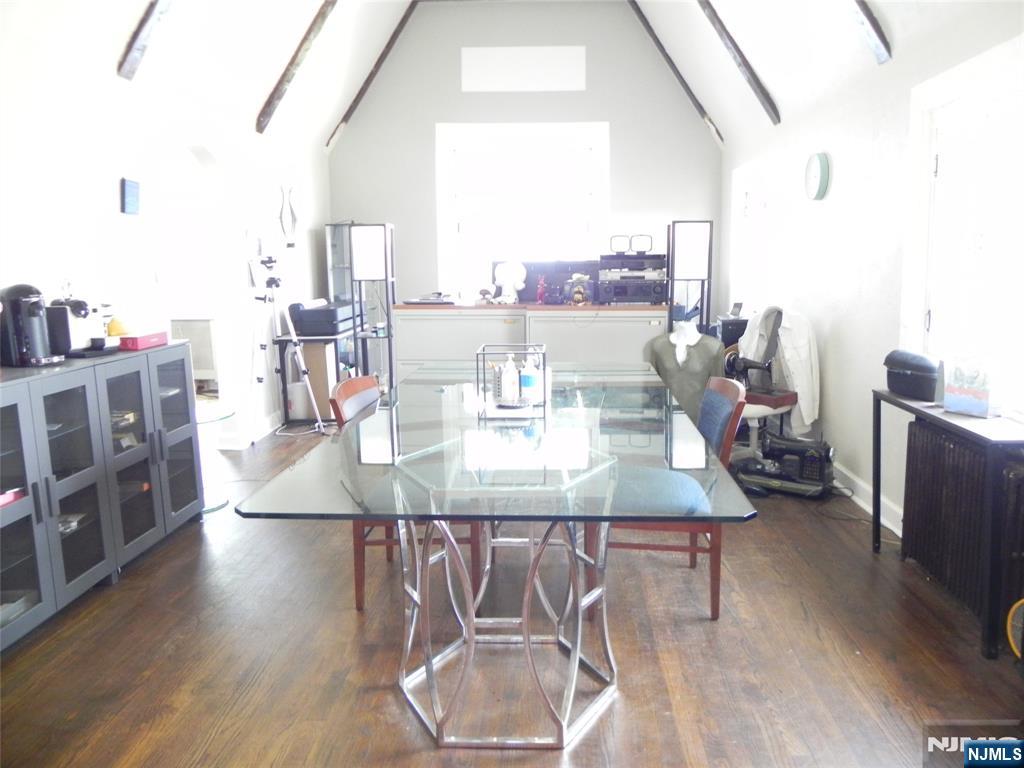 7 Lakeview Avenue