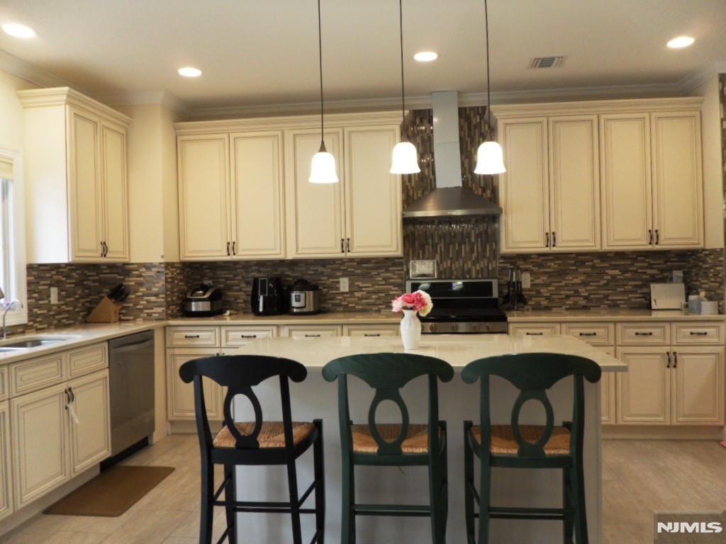 1006 Morningside Lane