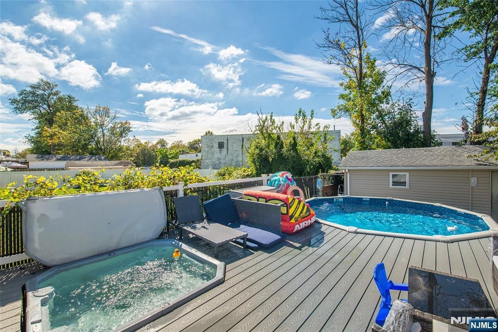 31 Zeliff Avenue