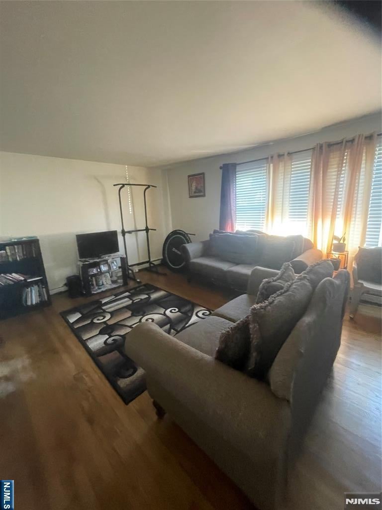 156 6th Avenue