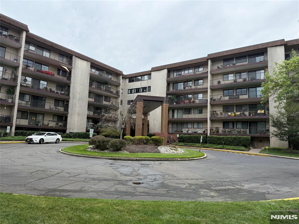 521 Piermont Avenue 207