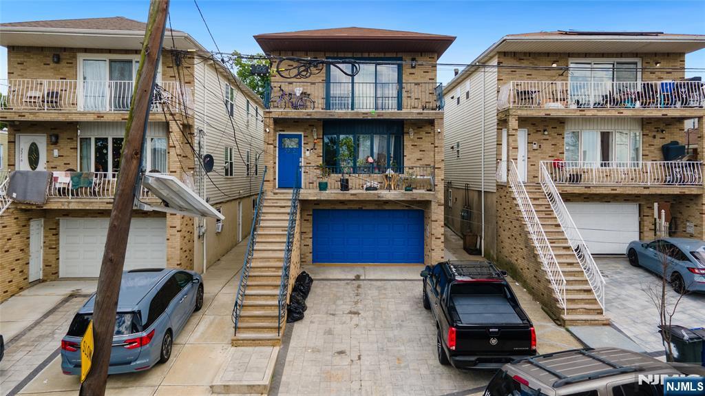Property for Sale at 2212 Grand Avenue, North Bergen, New Jersey - Bedrooms: 7 
Bathrooms: 5 
Rooms: 7  - $1,275,000