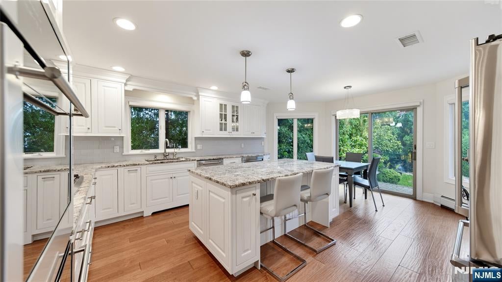 339 Tremont Avenue