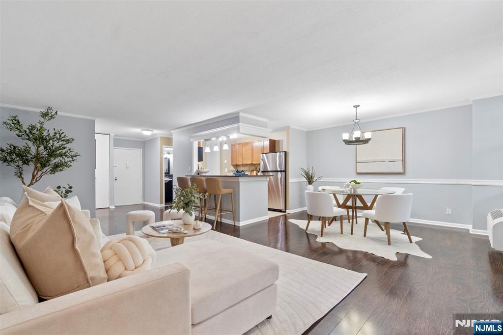 100 Grand Cove Way 3F