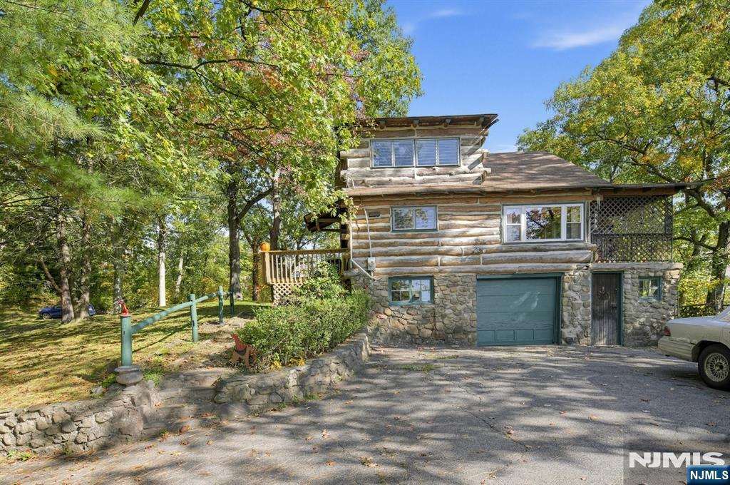 16 Glendale Road