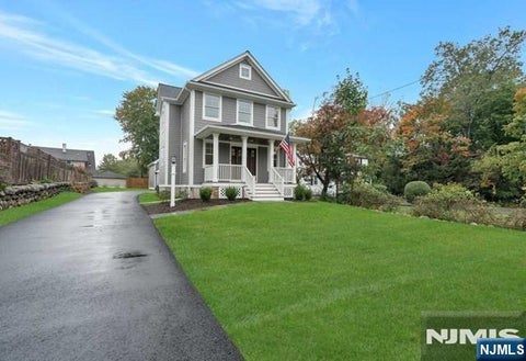 Photo of 58 Darlington Ave, Ramsey, NJ 07446 (MLS # 26038400)