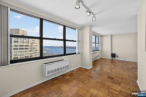 Photo of 7002 JFK Blvd E #42B, Guttenberg, NJ 07093 (MLS # 25041643)