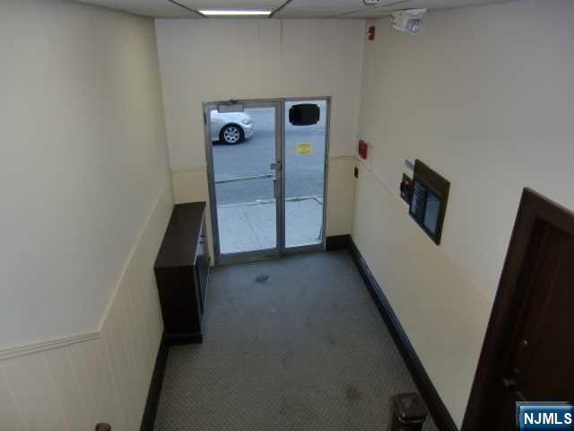 2 N Dean Street 210