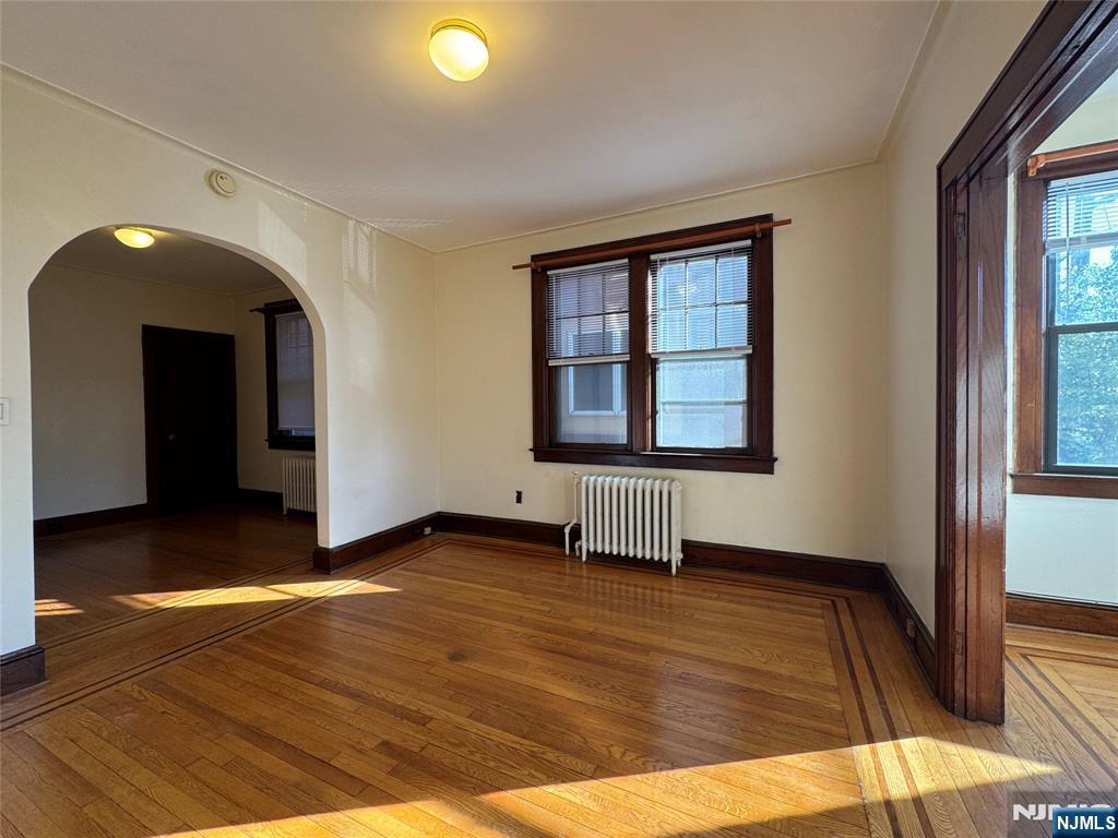 Rental Property at 168 Cedar St 1Fl, Cliffside Park, New Jersey - Bedrooms: 1 
Bathrooms: 1 
Rooms: 6  - $1,900 MO.