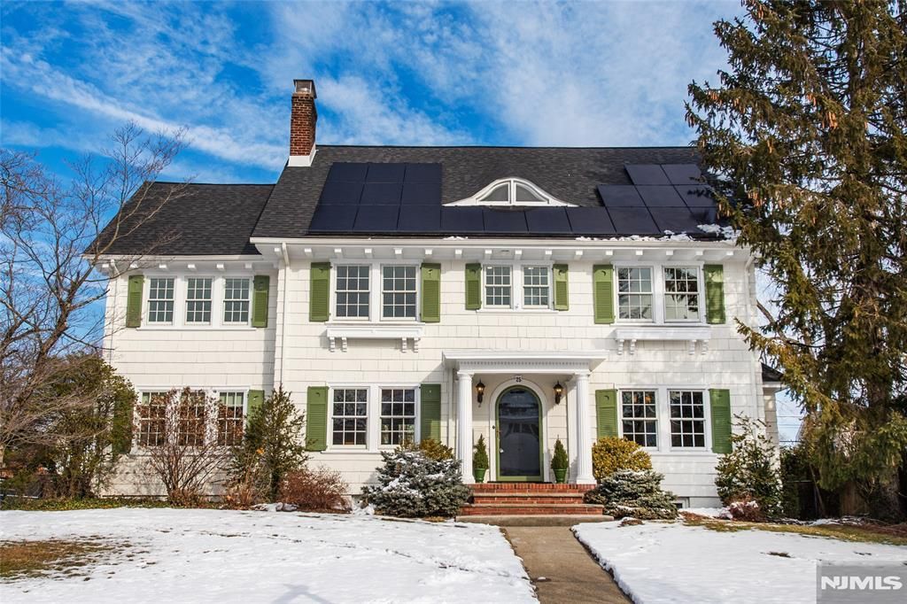 Photo of 25 Melrose Place, Montclair, NJ 07042 (MLS # 26002727)