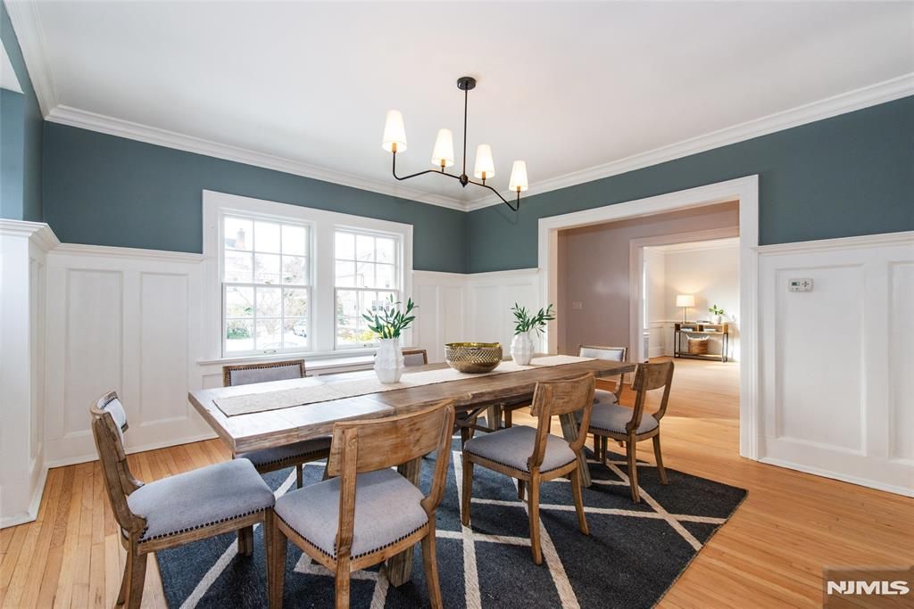 Photo of 25 Melrose Place, Montclair, NJ 07042 (MLS # 26002727)