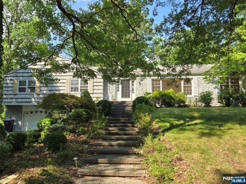 Photo of 229 Allison Court, Englewood, NJ 07631 (MLS # 26017245)
