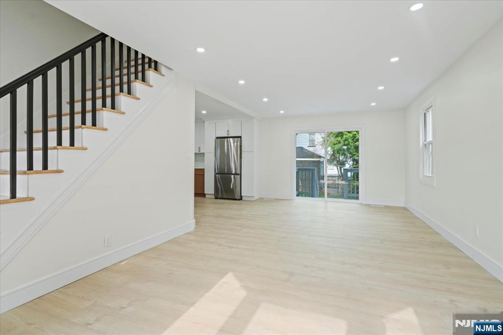 48 Hickory Street