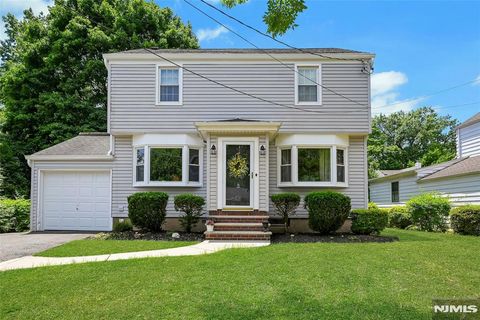 Photo of 63 Surrey Lane, River Edge, NJ 07661 (MLS # 26023696)