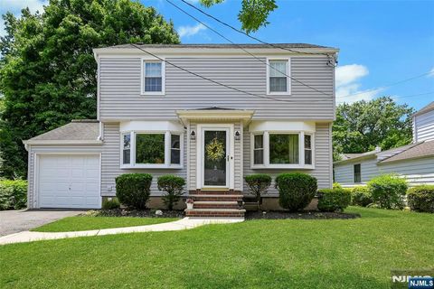 Photo of 63 Surrey Lane, River Edge, NJ 07661 (MLS # 26023696)