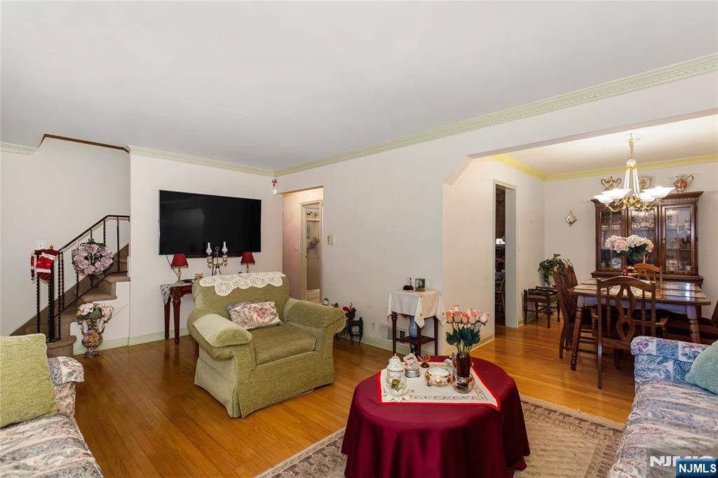 431 Blanchard Terrace