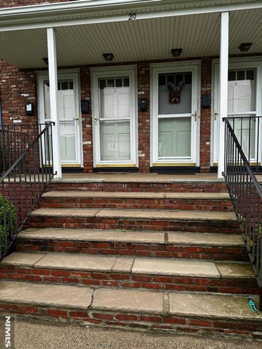 Spacious first floor, one bedroom apartment on quiet street in Oakland. Close to transportation, and shopping with award winning schools. Features beautiful hardwood floors throughout, modern eat-in-kitchen, large bedroom, with heat and hot water supplied. Garage, landscaping, and snow removal provided as well. No pets, no smoking, and interview required. Tenant responsible for first $150 of all repairs, mush have renter insurance, 1 1/2 month security deposit, 1 month in advance, plus $250 non refundable move-in-fee.