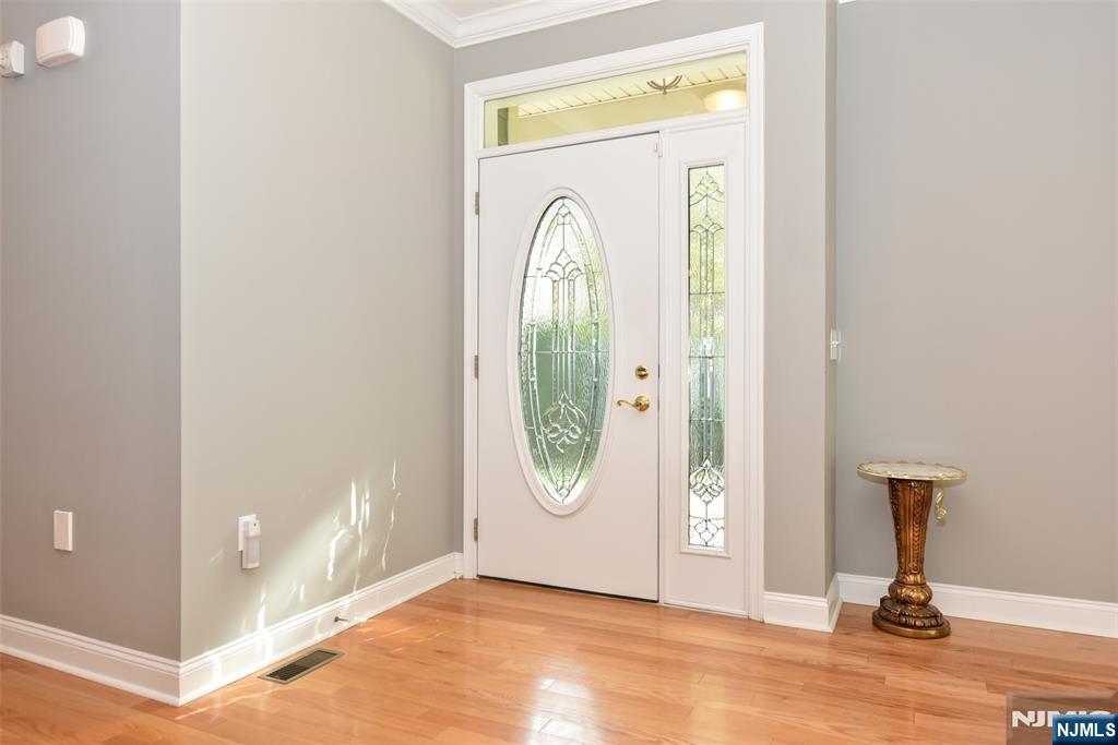 1406 Whitney Lane 1406