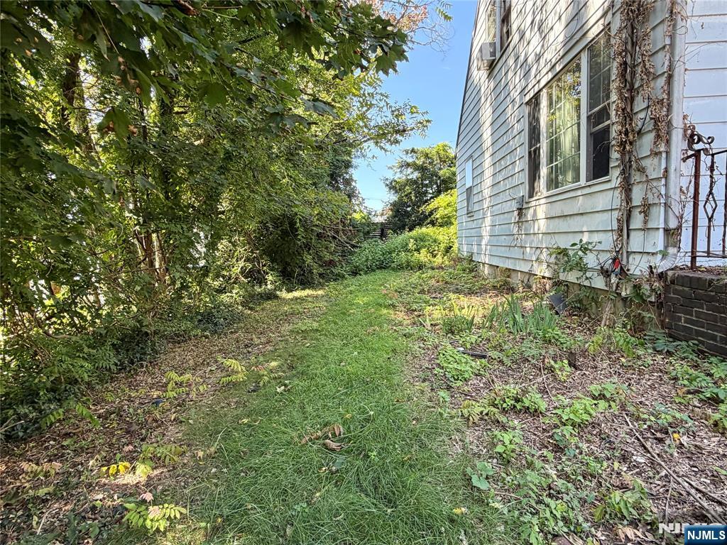 76 Beechwood Street