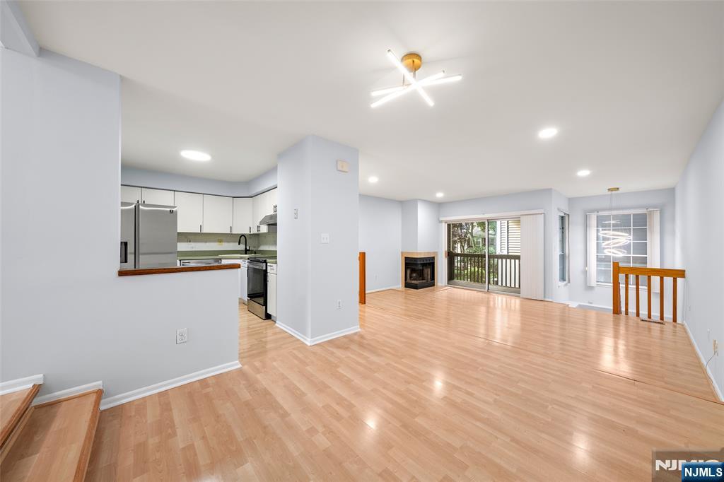 531 Windsor Drive 303