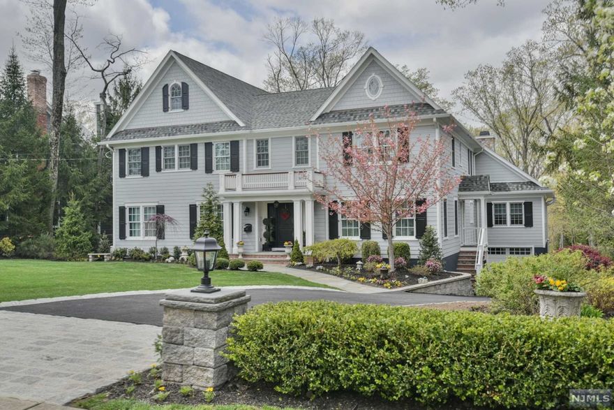 Welcome Home to this Exquisite Custom Colonial, Located in Ridgewood's Exclusive Country Club section. This home is will not disappoint your most discerning buyer! Beautifully designed with attention to detail in every room. The open floorpan with a two-story great rm over looks the amazing grounds.