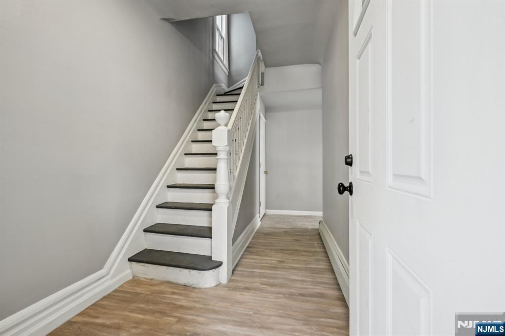 80 Maple Avenue
