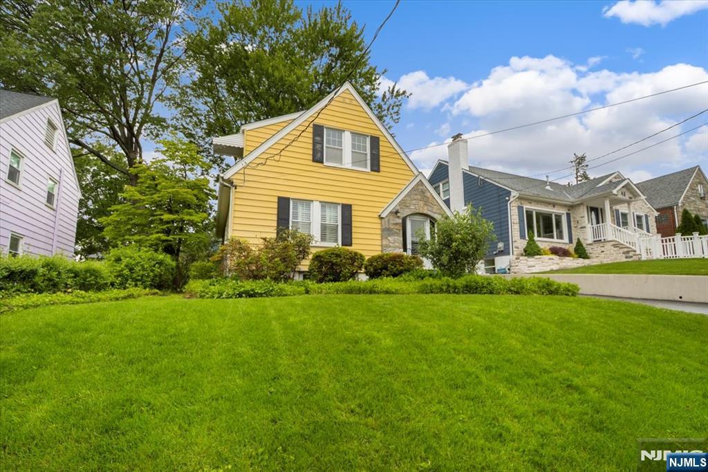 35 Highland Avenue