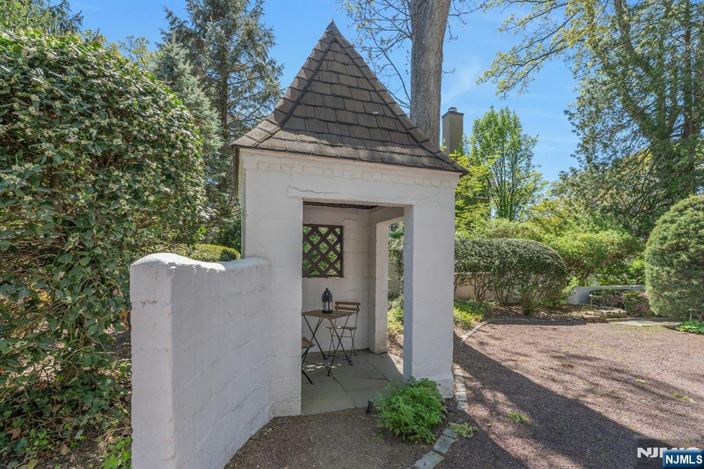 732 Parsons Road