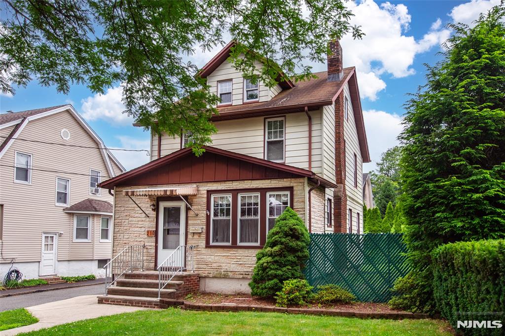210 Paterson Avenue