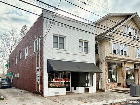 Photo of 98 Laroche Avenue, Harrington Park, NJ 07640 (MLS # 26009661)