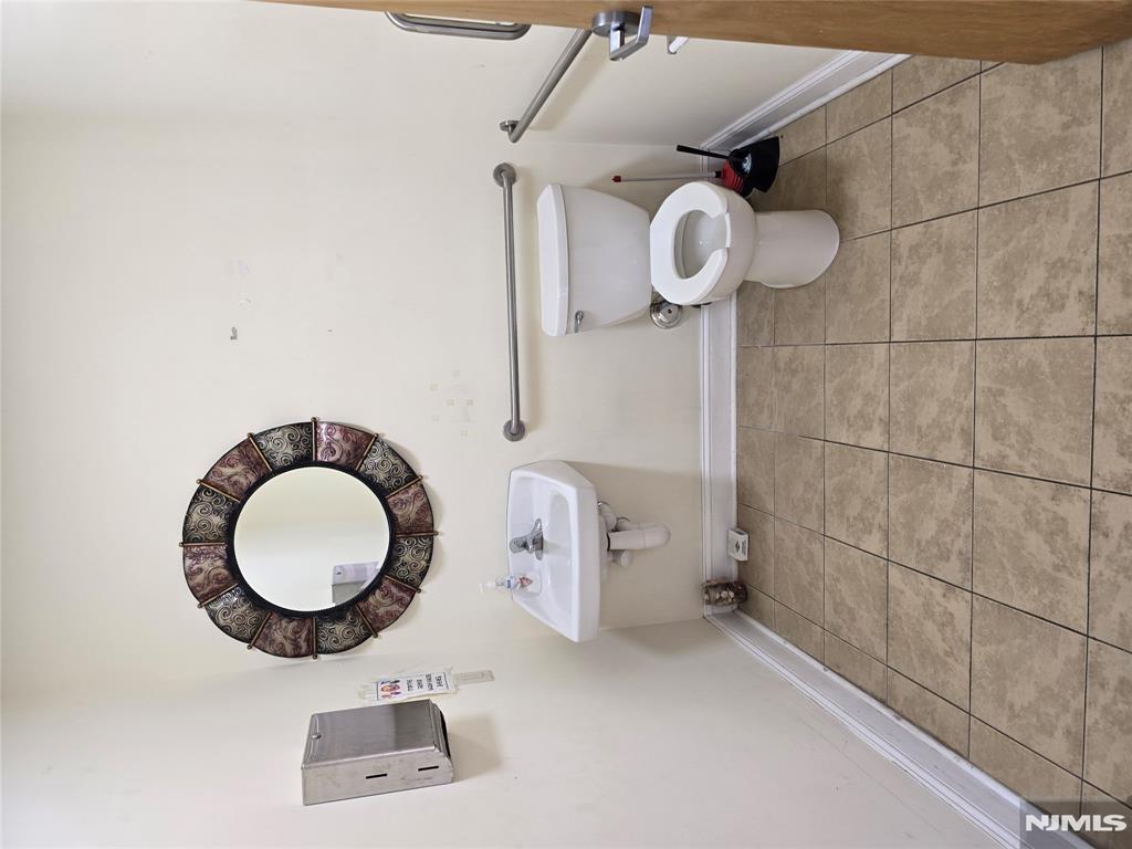 144 Belmont Avenue 101